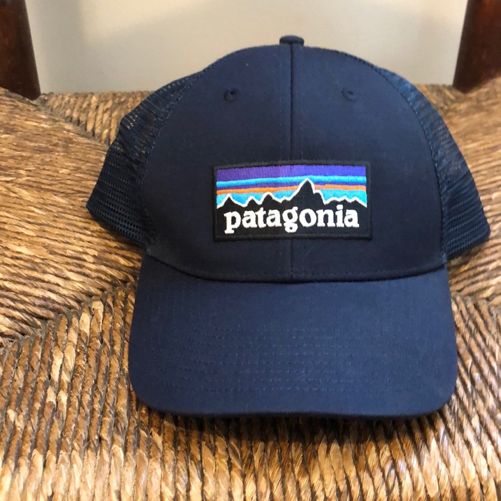 Trucker hat